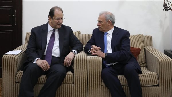 الوزير عباس كامل