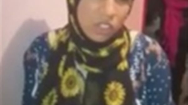 والدة طفل العسل