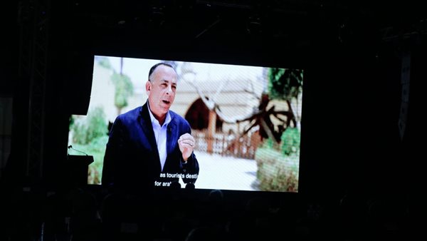  مصطفي وزيري-  الأمين