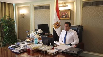 تعيين محمد جمال الدين الأشهب عميدًا لكلية الطب بجامعة بنها