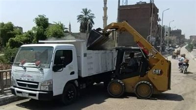 محافظ أسوان يتابع مبادرة النظافة العامة بمدينة كوم أمبو