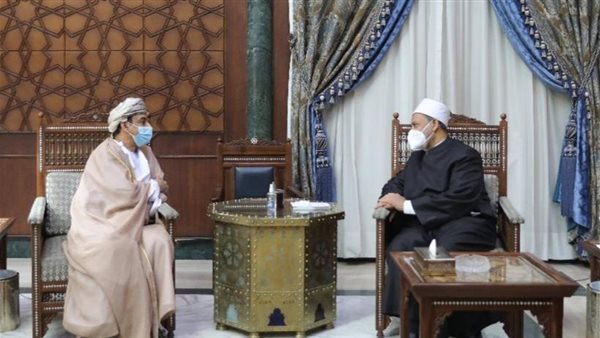 شيخ الأزهر يستقبل