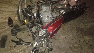 مصرع وإصابة 3 طلاب في تصادم سيارة نقل وموتوسيكل بسوهاج  