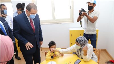 افتتاح أول حضانة دولية لأبناء العاملين بمصنع للملابس الجاهزة في الإسماعيلية دون مقابل (صور)