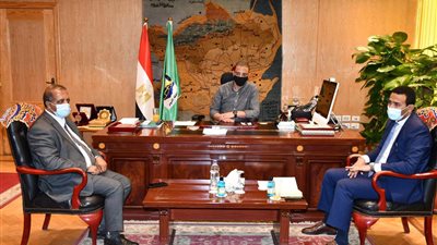 محافظ الفيوم: بحث آليات فتح فروع جديدة لـ