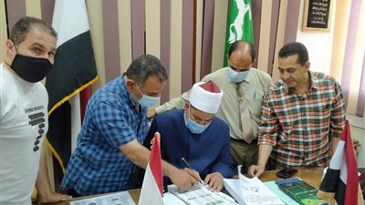 19 طالبًا وطالبة.. ننشر أسماء أوائل الشهادة الإعدادية الأزهرية بالشرقية (صور)