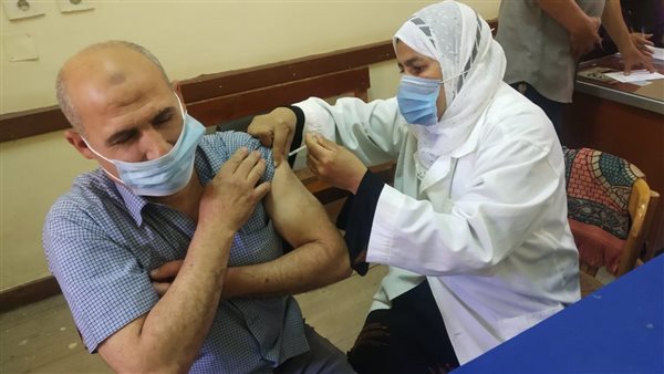 تطعيم معلمي البحيرة