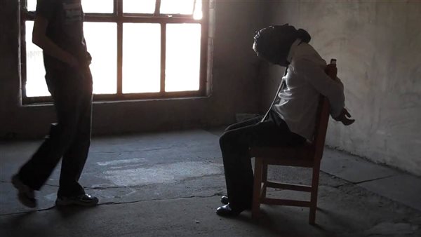 احتجاز شاب - أرشيفية