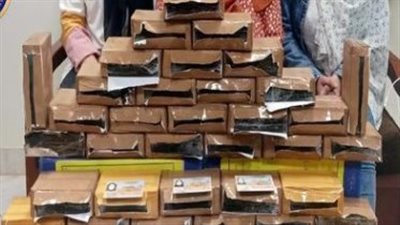 ضبط 216 طربة حشيش بحوزة امرأة في نفق الشهيد أحمد حمدي  