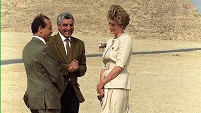 زاهي حواس يكشف حقيقة ما حدث في لقائه بالأميرة ديانا (فيديو)