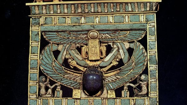 قلادة ون جباو إن