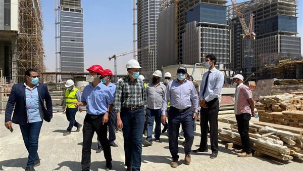 جولة مسؤولي الإسكان