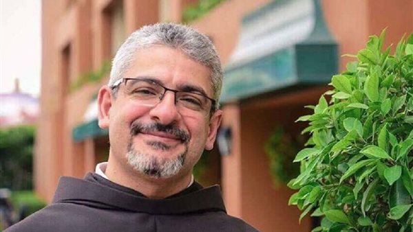 الأب بطرس دانيال