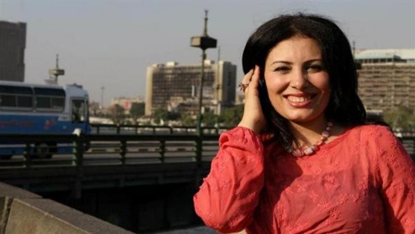 الروائية منصورة عز