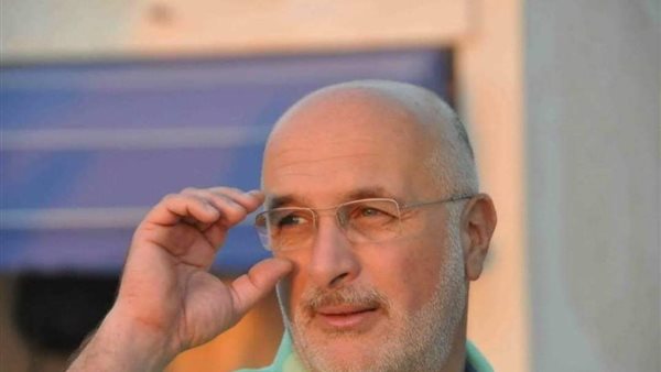 الدكتور الراحل صلاح