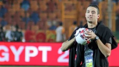 طاهر محمد طاهر يعود لمعسكر المنتخب الأولمبي بعد الاستمرار في السويس