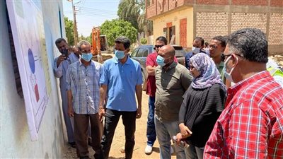 محافظ أسوان يتابع مشروعات 