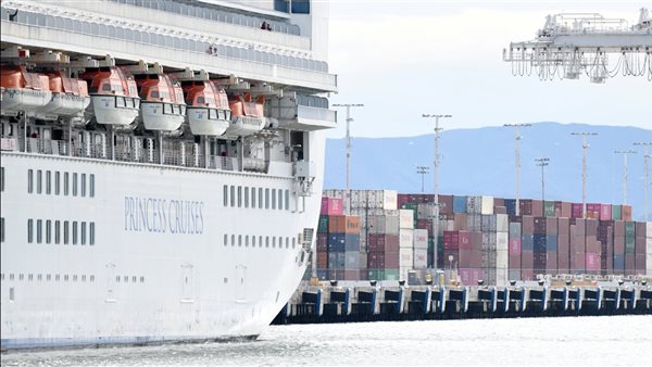 ميناء أوكلاند بكاليفورنيا