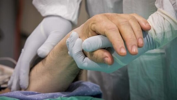 مصابو كورونا