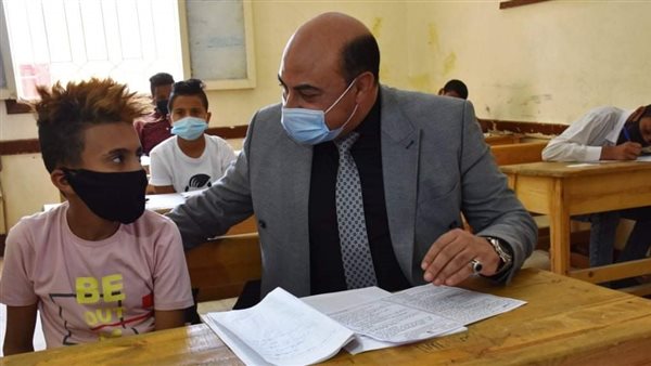 محافظ أسوان يتابع