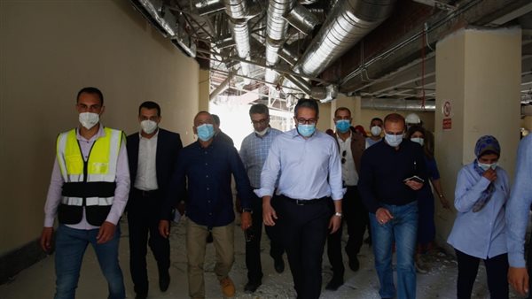 جانب من جولة وزير