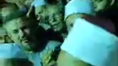 المئات يشيعون جثمان إمام مسجد السيدة زينب السابق بقرية دملو في بنها (صور وفيديو)