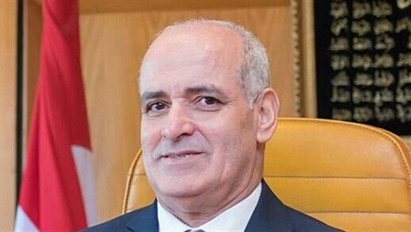 رئيس جامعة الفيوم