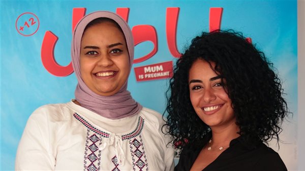 نانسي صلاح ومحررة