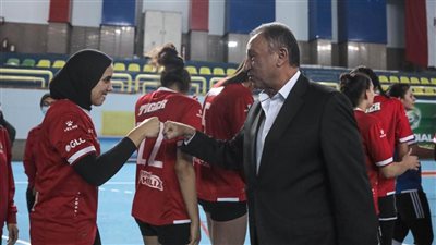 ‏الخطيب يهنئ الجهاز الفني ولاعبات الطائرة ببطولة الكأس