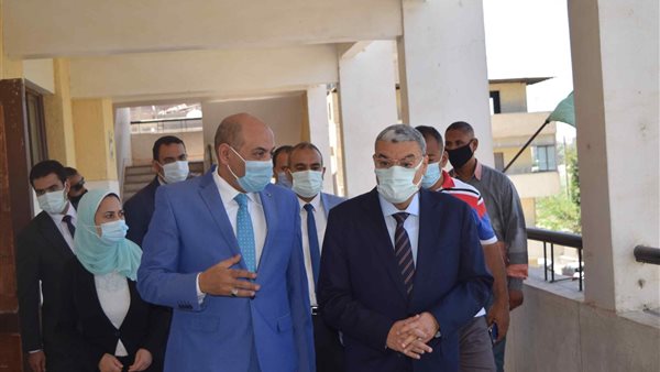 محافظ المنيا ووكيل