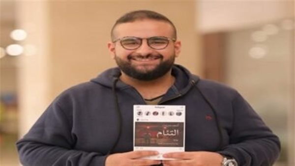 الكاتب أحمد مدحت