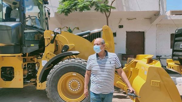 وصول معدات إلى مركز