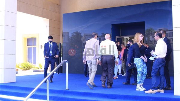 زحام المواطنين في