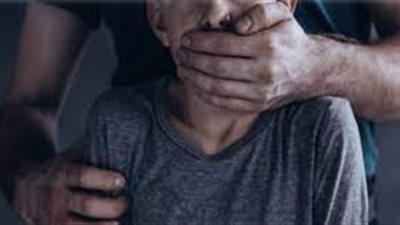 داخل غرفة المداولة.. بدء جلسة محاكمة مدرب كرة قدم بتهمة هتك عرض لاعب في حلوان