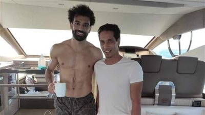 ظهور جديد لمحمد صلاح في رحلة بحرية بمارينا