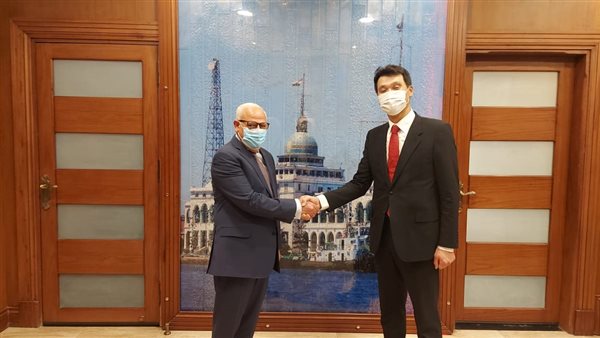 محافظ بورسعيد والسفير