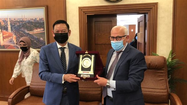 محافظ بورسعيد 