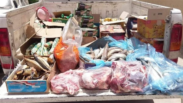 ضبط سلع غذائية منتهية