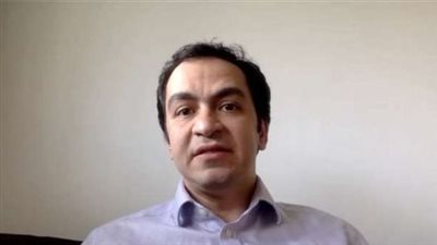 استشاري حالات حرجة: توجد سلالات كثيرة لكورونا داخل بريطانيا