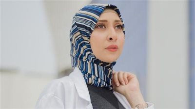 طالبة بصيدلة عين شمس تفوز بالمركز الثاني في مسابقة أبو ظبى للباحثين الجامعيين