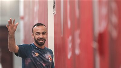 السيد حمدي: أفشة أهم لاعب في الأهلي.. وأتمنى استمرار أكرم توفيق في الجبهة اليمنى