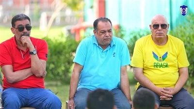 جلسة ودية بين رئيس نادي السويس ولاعبيه