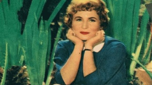 الفنانة زهرة العلا