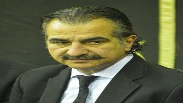 عصام شلتوت الناقد