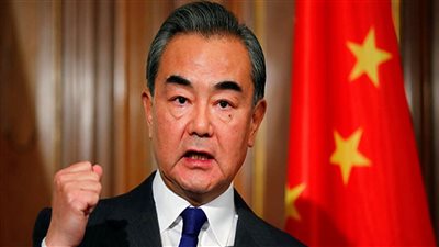 وزير الخارجية الصيني: إحياء الاتفاق النووي مع إيران يتطلب أولًا رفع العقوبات عنها