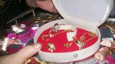 20 ألف رد شبكة وعقد ذهبي لأم العريس.. أبرز عادات الزواج في قرى قنا