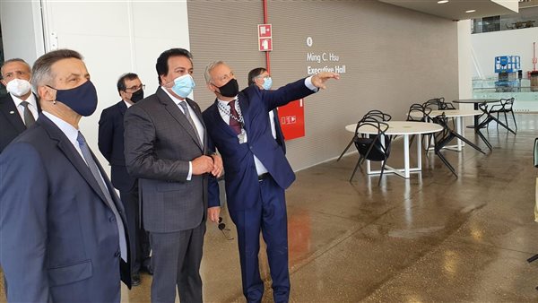 جانب من الزيارة