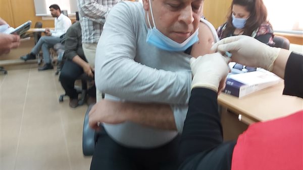 تطعيم هيئة التدريس