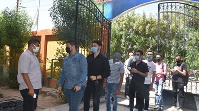 رئيس جامعة الأقصر: تشكيل لجنة طبية لمكافحة العدوى بلجان الامتحانات