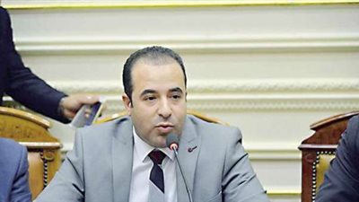 اتصالات النواب توصي بمتابعة محطات تقوية شبكات المحمول للمدن والقرى